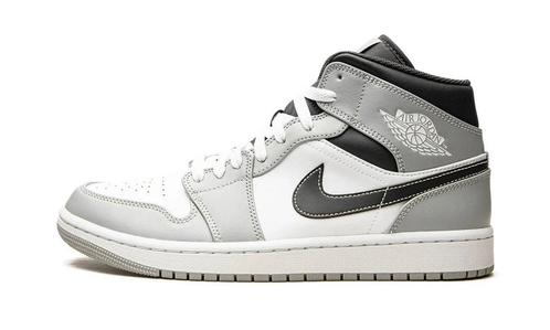 Jordan 1 mid Light Smoke Grey Anthracite - maat 47, Kleding | Dames, Schoenen, Grijs, Nieuw, Sneakers of Gympen, Verzenden