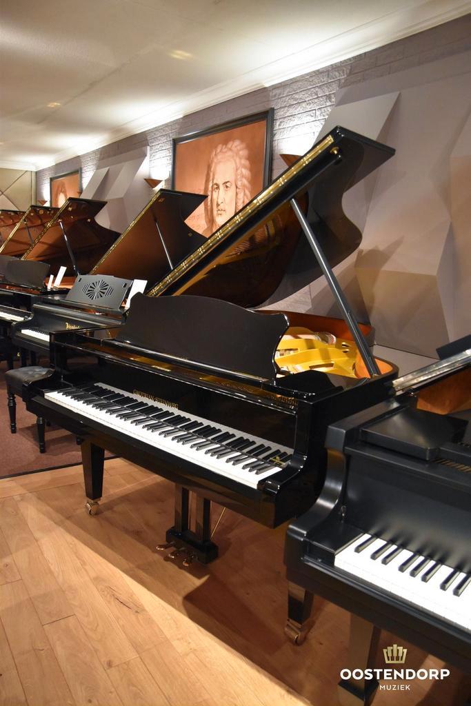 VakmanschapactieGrotrian Steinweg 192 PE messing vleugel, Muziek en Instrumenten, Piano's, Vleugel, Zwart, Zo goed als nieuw