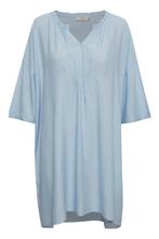 Cream jurk met ruches lichtblauw (Mooi & Gezond), Verzenden, Nieuw