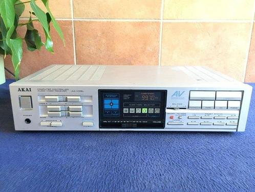 Akai - AA-V105L Solid state stereo receiver, Audio, Tv en Foto, Radio's