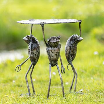 Sta-tafel met drie kikkers beschikbaar voor biedingen