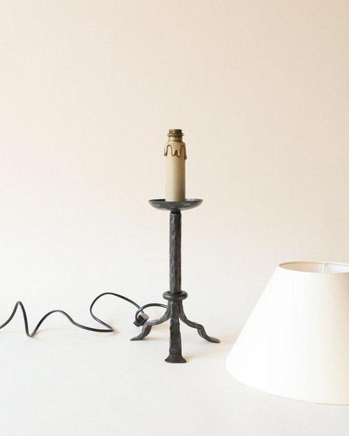 Tafellamp - Smeedijzer - Handgemaakt en met de hamer, Antiek en Kunst, Curiosa en Brocante