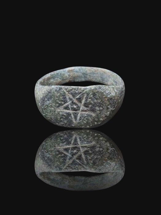 Middeleeuws Bronz Pentagram Seal Ring (Zonder Minimumprijs), Antiek en Kunst, Antiek | Overige Antiek