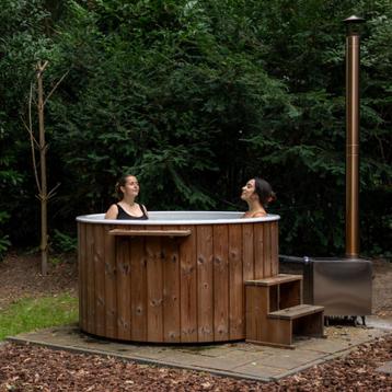 Hottub met bubbels |Houtgestookt elektrisch hybrid biodiesel beschikbaar voor biedingen