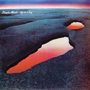 LP gebruikt - Simple Minds - Life In A Day, Cd's en Dvd's, Vinyl | Rock, Zo goed als nieuw, Verzenden