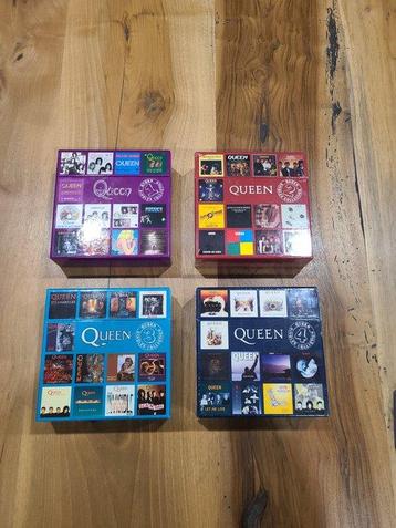 Queen, SINGLES COLLECTION VOLUME 1,2 ,3 And 4 CD SINGLES 4 X beschikbaar voor biedingen