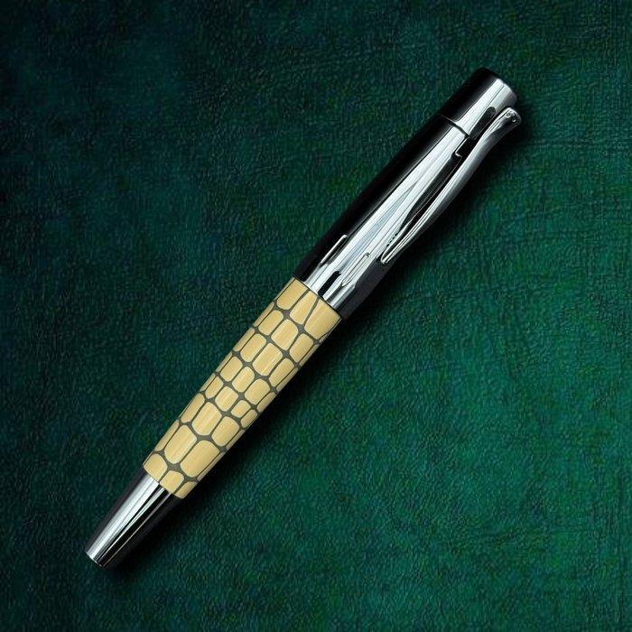 Faber Castell - E-Motion Croco Ivory - Zonder Minimumprijs -, Verzamelen, Pennenverzamelingen