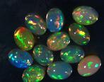 Ct. 5.90 Top Kleur Natuurlijke Ethiopische Opalen - Cabochon, Verzamelen, Mineralen en Fossielen