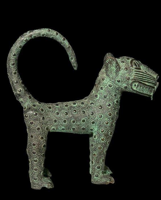 Rare et exceptionnelle personnage léopard - Hoofd van een, Antiek en Kunst, Kunst | Niet-Westerse kunst