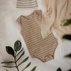 Rompertje Dinand (sand dust stripe), Kinderen en Baby's, Babykleding | Maat 62, Nieuw, LEVV, Nacht- of Onderkleding, Verzenden