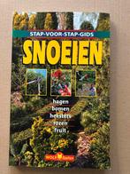 Stap Voor Stap Gids Snoeien - o.a. Fruit en Klein-Fruit, Boeken, Ophalen of Verzenden, Gelezen, Tuinieren en Tuinplanten