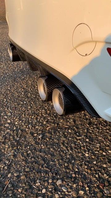 Carbon uitlaattip M2 M3 M4, Auto diversen, Tuning en Styling, Verzenden