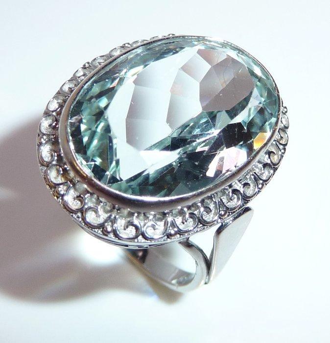 Ring - 18 karaat Witgoud - 11.50ct. tw. Aquamarijn - Maat 58, Sieraden, Tassen en Uiterlijk, Ringen