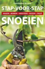 Tirion natuur Stap-voor-stap snoeien / Tirion natuur, Verzenden, Gelezen, Christopher Brickell