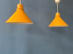 Set (2) of Vintage Yellow Metal Hanging Lamps, Huis en Inrichting, Lampen | Hanglampen, Ophalen of Verzenden, Nieuw