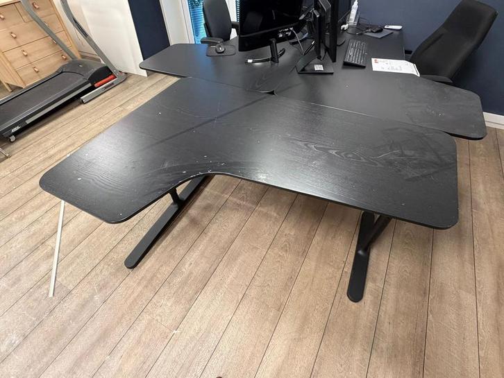 IKEA bureaus te koop – 160 x 110 cm – gebruikt, Huis en Inrichting, Bureaus, Bureau, Gebruikt, In hoogte verstelbaar, Ophalen