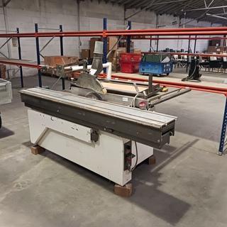 Formaatzaag, Altendorf, Wit beschikbaar voor biedingen