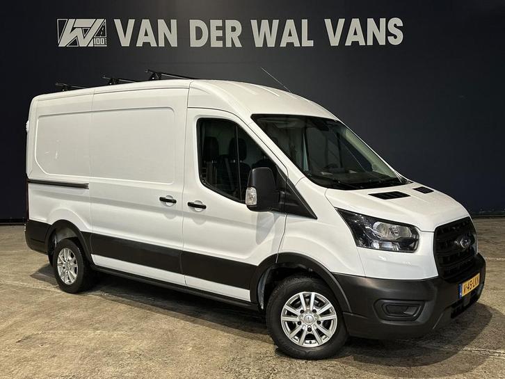 Ford Transit 2.0 TDCI L2H2 Euro6 Airco | 2450kg Trekhaak | L, Auto's, Bestelauto's, Dealer onderhouden, Lease, Zwart, Handgeschakeld