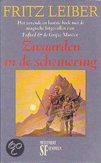 ZWAARDEN IN DE SCHEMERING 9789029041461 Leiber, Verzenden, Gelezen, Leiber