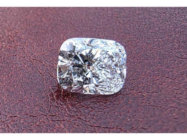 Veiling - Diamant cushion 1.40 crt ( IGI gecertificeerd ), Sieraden, Tassen en Uiterlijk, Edelstenen