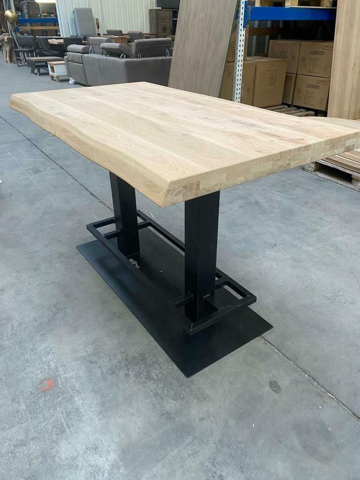 Aerts, eiken bartafel, boomstam + voetensteun (A-keuze), Huis en Inrichting, Tafels | Eettafels, Nieuw, Eikenhout, Metaal