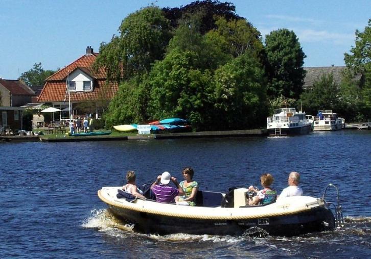 Sloep huren? Bootverhuur Hollema in Earnewâld / Eernewoude!, Watersport en Boten, Sloepen, Tot 10 pk, 3 tot 6 meter, Benzine, Gebruikt
