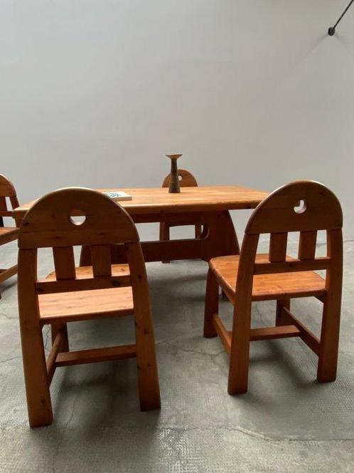 WASA - Eettafel - Vurenhout - Eettafel & 4 stoelen, Antiek en Kunst, Kunst | Designobjecten