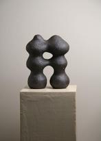 LEA STUDIOS - Valentina Cojocaru - sculptuur, Ebony - 32 cm, Antiek en Kunst