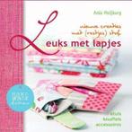 Boek Handmade divas - Leuks met lapjes Etuis, knuffels, acce, Zo goed als nieuw, Verzenden