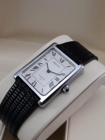 Provita - Tank Swiss Made Incablock 17J Cal. No Reserve beschikbaar voor biedingen