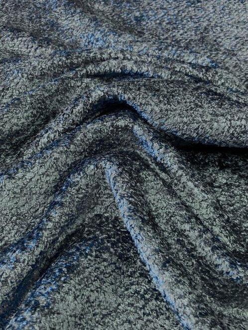 Bijzonder iriserend lichtblauw bouclé stof gemaakt in Italië, Antiek en Kunst, Antiek | Kleden en Textiel