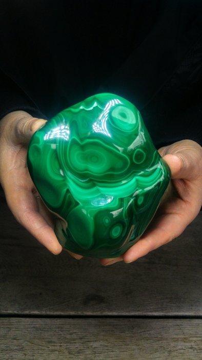 malachiet Vrije vorm - Hoogte: 12 cm - Breedte: 11 cm- 745 g, Verzamelen, Mineralen en Fossielen
