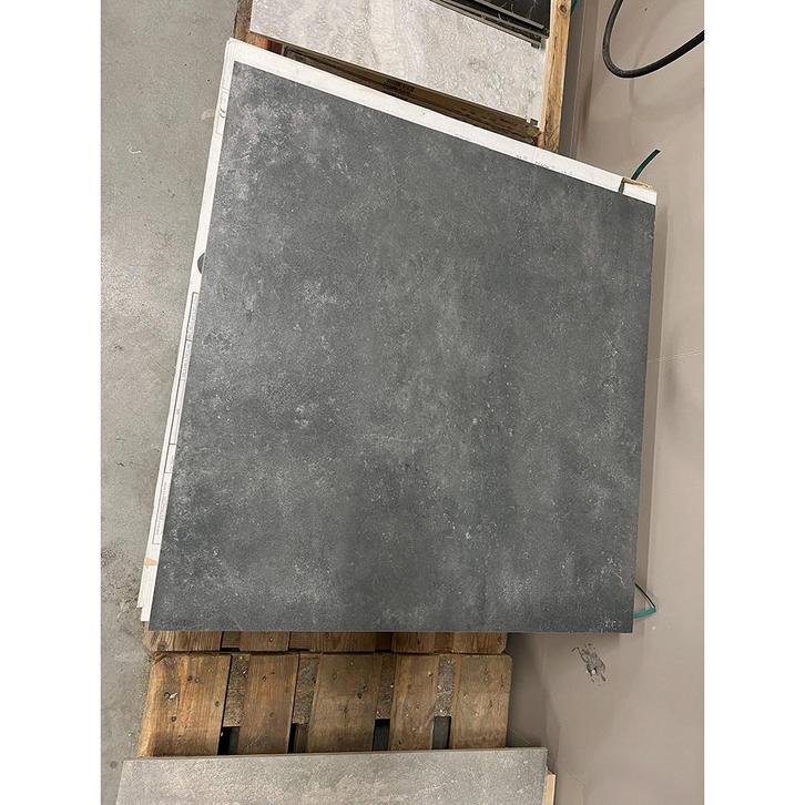 RESTPARTIJ 22,4 m² Vloertegels betonlook antraciet 80x80 cm, Doe-het-zelf en Verbouw, Tegels, Nieuw, Verzenden