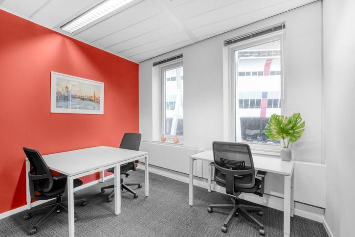 Werkplek-membership in Regus Arena Boulevard, Zakelijke goederen, Bedrijfs Onroerend goed
