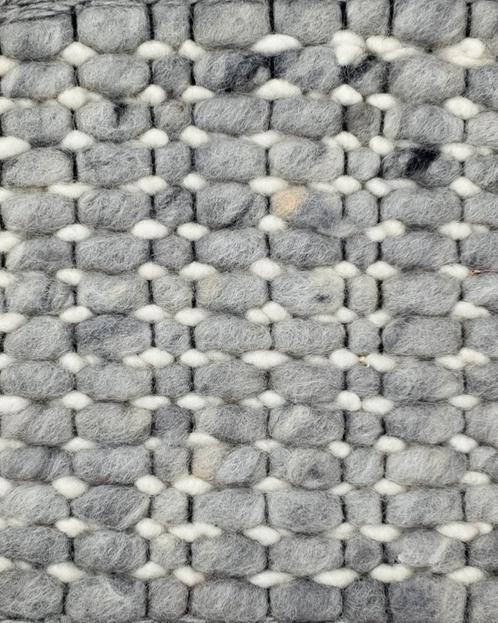 Vloerkleed MOMO Rugs Brissago 230, Huis en Inrichting, Stoffering | Tapijten en Kleden, 150 tot 200 cm, Nieuw, 150 tot 200 cm