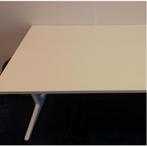 (MDK-104555) Ahrend Mehes bureau 160 x 80 cm met wit onde..., Ophalen of Verzenden, In hoogte verstelbaar, Gebruikt, Bureau