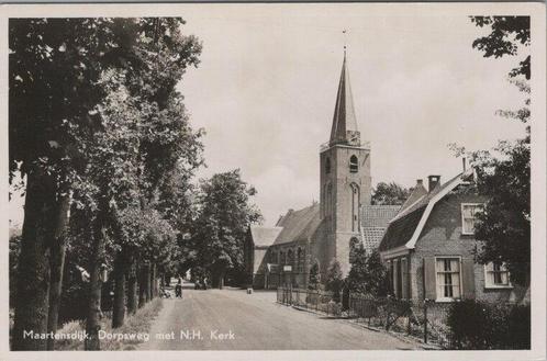 MAARTENSDIJK - Dorpsweg met N.H. Kerk, Verzamelen, Ansichtkaarten | Nederland, Verzenden