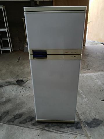 Bosch koel/ vriescombinatie beschikbaar voor biedingen
