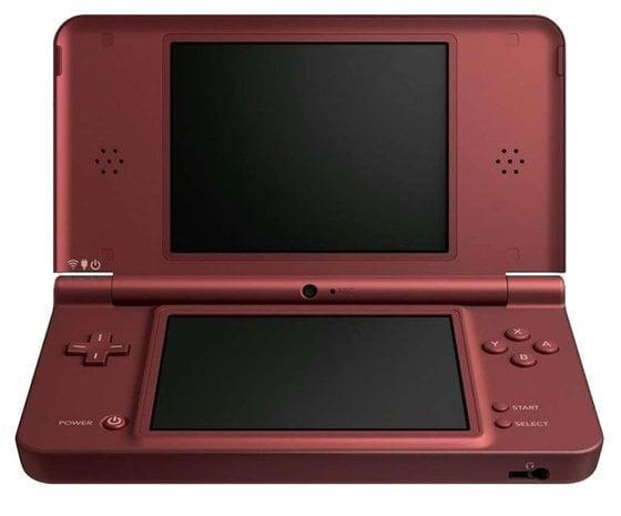 Nintendo DSi XL Wijnrood (Nette Staat & Krasvrije Schermen), Spelcomputers en Games, Spelcomputers | Nintendo DS, Zo goed als nieuw