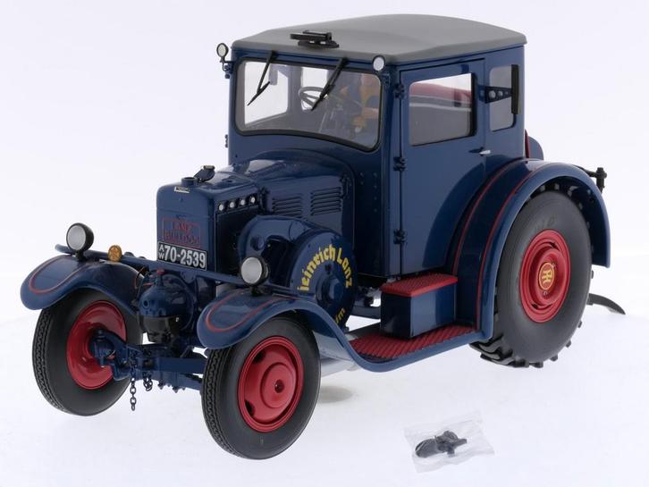Schaal 1:18 Schuco 00120 Lanz Eilbulldog met gesloten cab..., Hobby en Vrije tijd, Modelauto's | Overige schalen, Gebruikt, Ophalen of Verzenden