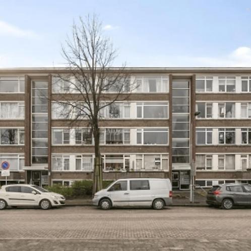 Appartement met balkon en inloopregendouche, gemeu..., Huizen en Kamers, Huizen te huur, Direct bij eigenaar, Appartement