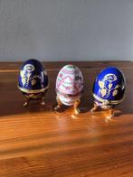 Beeldje - Set of Three Decorative Fabergé-Style Eggs –, Antiek en Kunst, Curiosa en Brocante