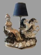 Capodimonte - Capodmonte - Tafellamp met beeldje - Larg