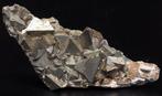 pyriet Kristallen op matrix - Hoogte: 11 cm - Breedte: 5 cm-