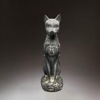 Replica van de oude Egyptenaar Stenen zittende kattengodin, Nieuw