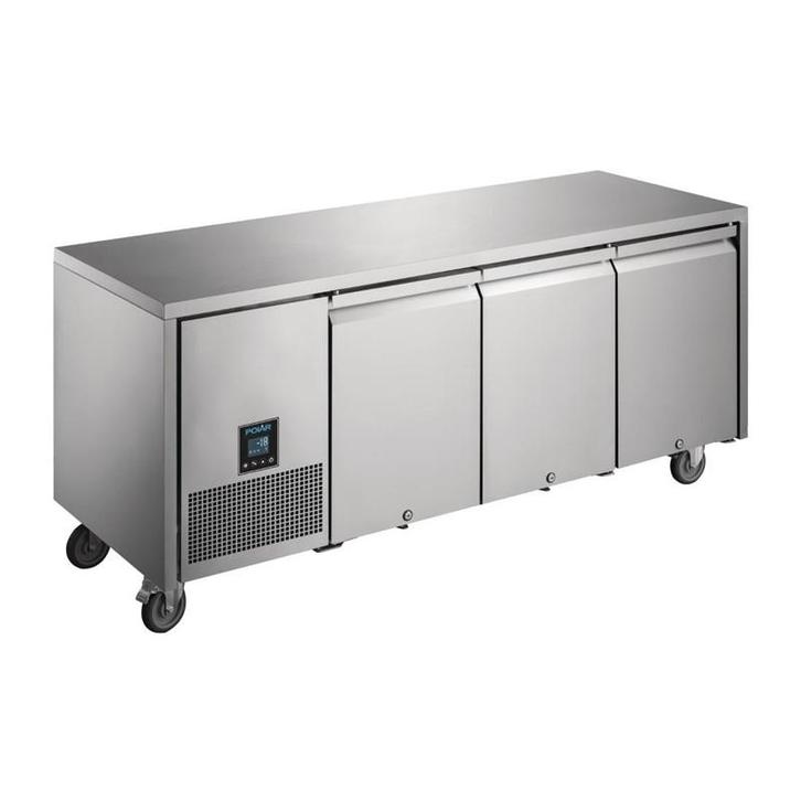 Polar U-serie driedeurs vrieswerkbank 420 liter, Zakelijke goederen, Horeca | Keukenapparatuur, Koelen en Vriezen, Verzenden