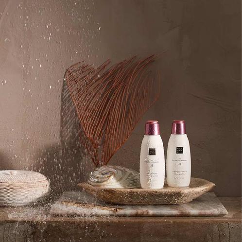 Rituals Sakura Nourishing Shampoo - 250ml, Sieraden, Tassen en Uiterlijk, Uiterlijk | Haarverzorging, Shampoo of Conditioner, Nieuw