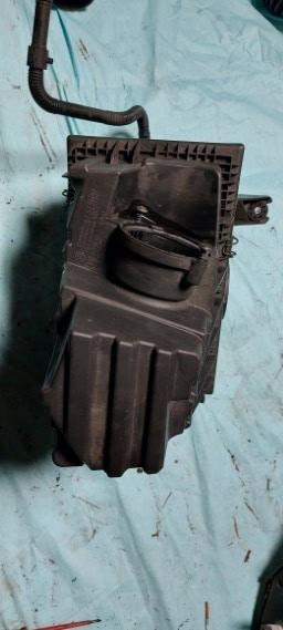 7H0 129 601 P luchtfilterhuis compleet (onderbak en dekse..., Auto-onderdelen, Motor en Toebehoren, Gebruikt, Volkswagen, Ophalen of Verzenden