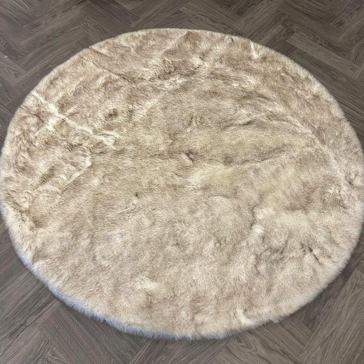 Brinker Fluffy White - 180x180cm, Huis en Inrichting, Stoffering | Tapijten en Kleden, Zo goed als nieuw, Ophalen of Verzenden