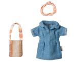 Maileg - kledingset moedermuis denim jurk met tas, Nieuw